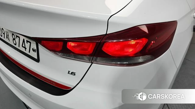 Hyundai Avante AD id 4471589 из Кореи 15