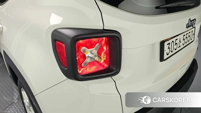 Jeep Renegade id 4495730 из Кореи 15