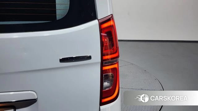 Hyundai The New Grand Starex id 4496831 из Кореи 15