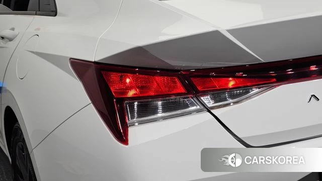 Hyundai Avante Hybrid (CN7) id 4488744 из Кореи 15