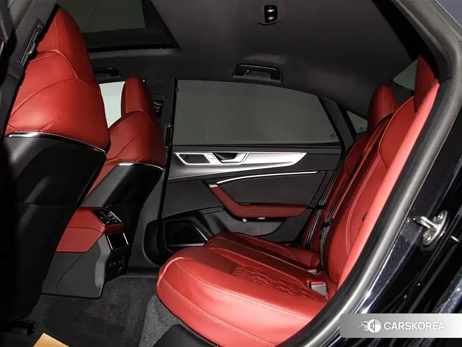 Audi A7L id 4601067 из Китая 15