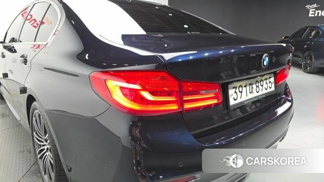 BMW 5 Series (G30) id 4625724 из Кореи 15