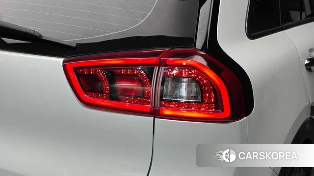 Kia Niro id 4931216 из Кореи 15