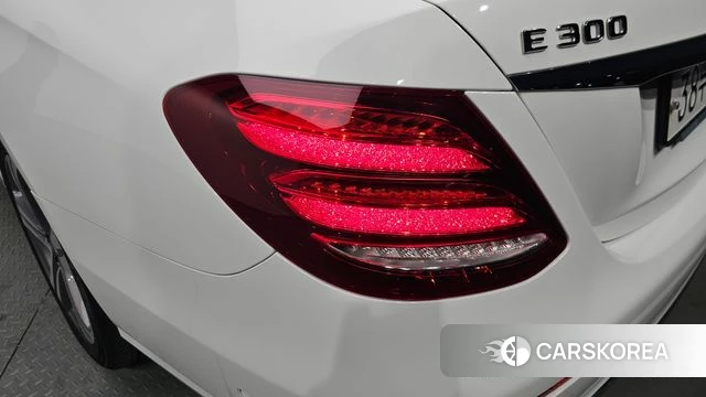 Mercedes-Benz E-Class W213 id 4325323 из Кореи 15
