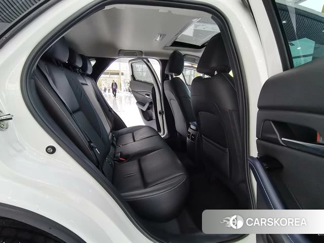 Mazda CX-30 id 3908802 из Китая 15