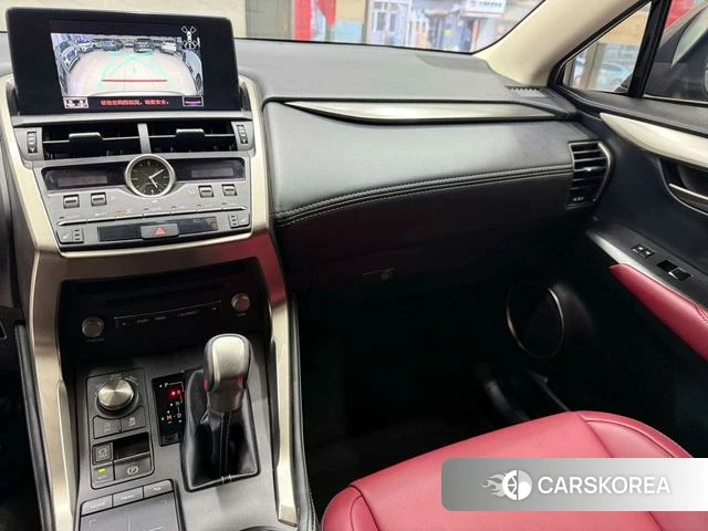 Lexus NX id 4279101 из Китая 15