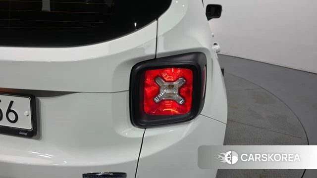 Jeep Renegade id 4574480 из Кореи 15