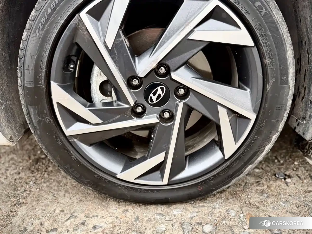 Hyundai Elantra id 4547313 из Китая 15