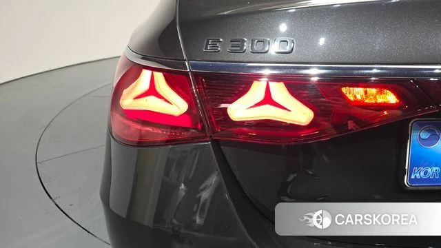 Mercedes-Benz E-Class W214 id 4291852 из Кореи 15
