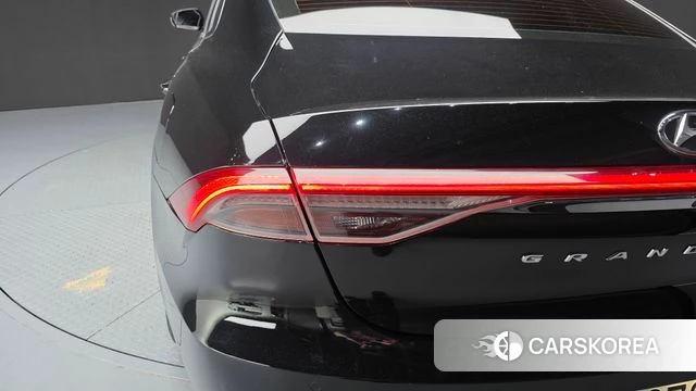 Hyundai The New Grandeur IG id 4396590 из Кореи 15