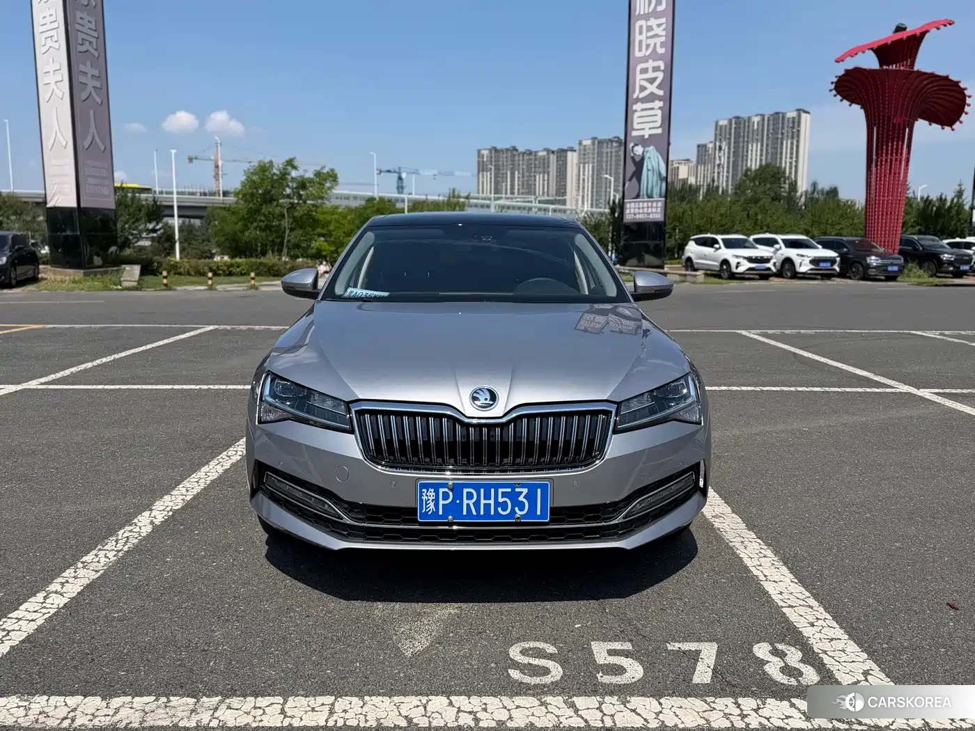 Skoda Superb id 4654504 из Китая 15