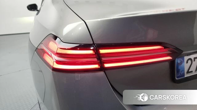 BMW 5 Series (G60) id 4493543 из Кореи 15