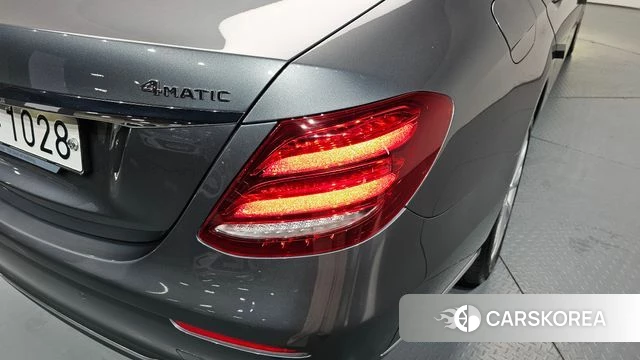 Mercedes-Benz E-Class W213 id 4476860 из Кореи 15