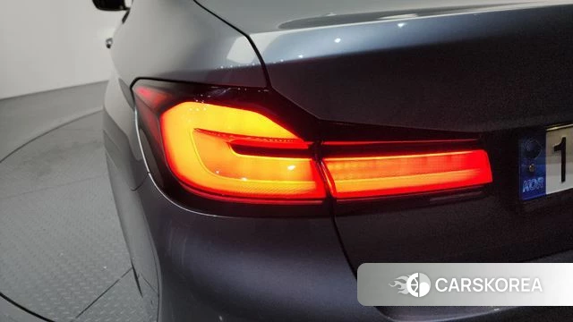 BMW 5 Series (G30) id 4465667 из Кореи 15