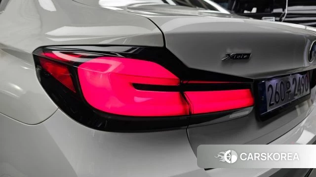 BMW 5 Series (G30) id 4793067 из Кореи 15
