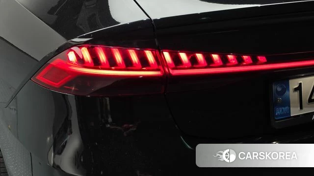 Audi A7 (4K) id 4496013 из Кореи 15