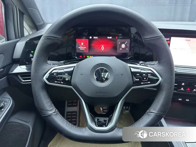 Volkswagen Golf id 4366001 из Китая 15