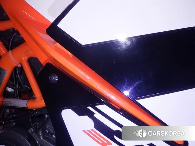 KTM RC 390 id 3939638 из Японии 15