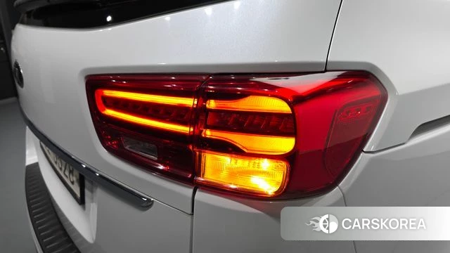 Kia The New Carnival id 4435650 из Кореи 15