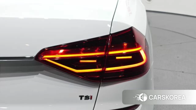 Volkswagen The New Passat id 4633116 из Кореи 15