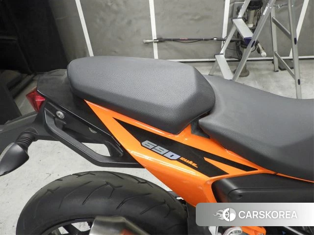 KTM 690 DUKE id 3939635 из Японии 15