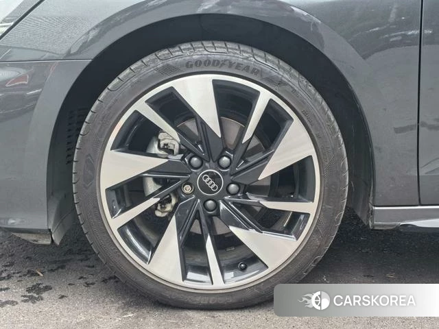 Audi A3 id 3969081 из Китая 15