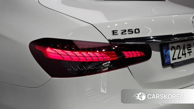 Mercedes-Benz E-Class W213 id 4631402 из Кореи 15