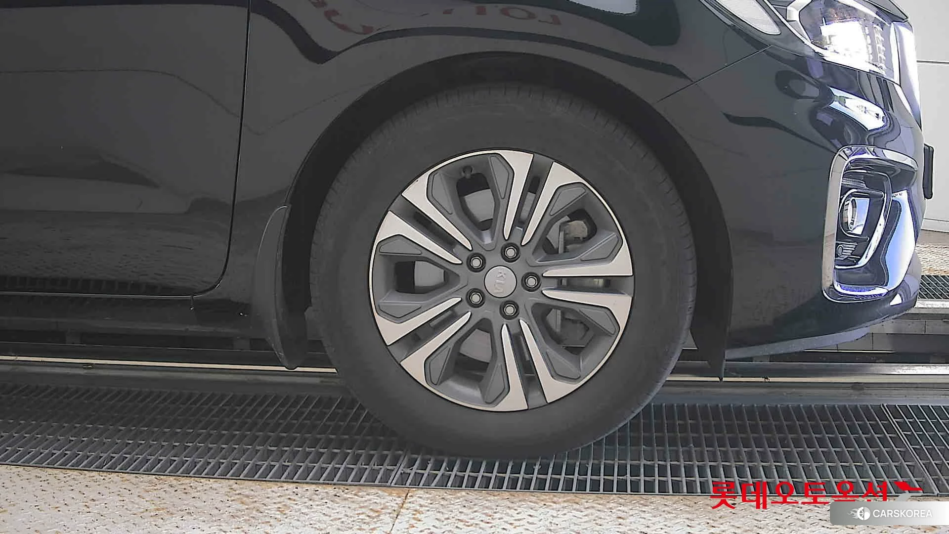 Kia Carnival id 4679358 из Кореи 15