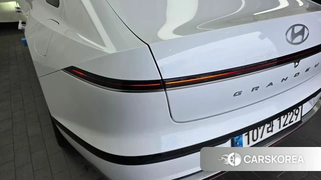 Hyundai Grandeur (GN7) id 4422334 из Кореи 15