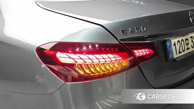 Mercedes-Benz E-Class W213 id 4613733 из Кореи 15