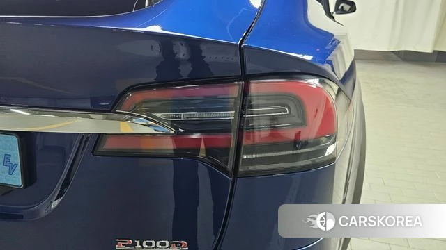 Tesla Model X id 4568401 из Кореи 15