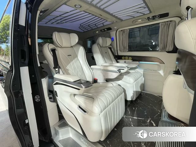 Mercedes-Benz V-class id 4300785 из Китая 15