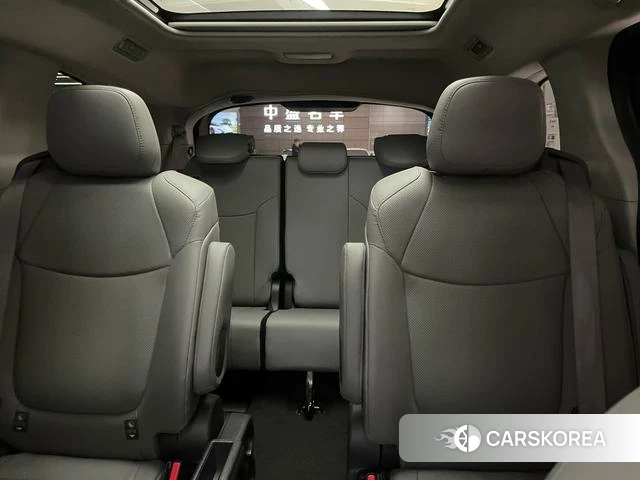 Toyota Grevia id 4353439 из Китая 15