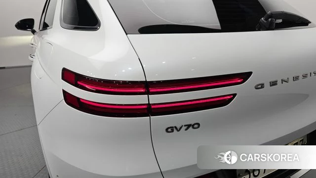 Genesis GV70 id 4754624 из Кореи 15