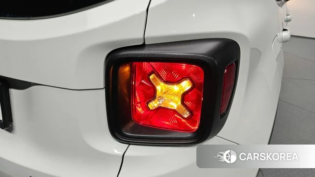 Jeep Renegade id 4880663 из Кореи 15