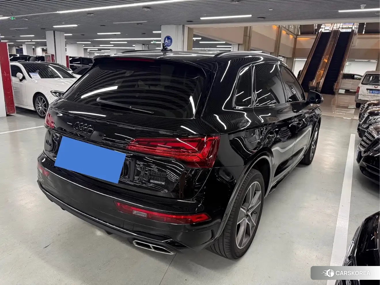 Audi Q5L id 4629099 из Китая 15