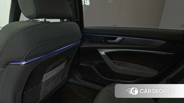 Audi A6L id 4238389 из Китая 15