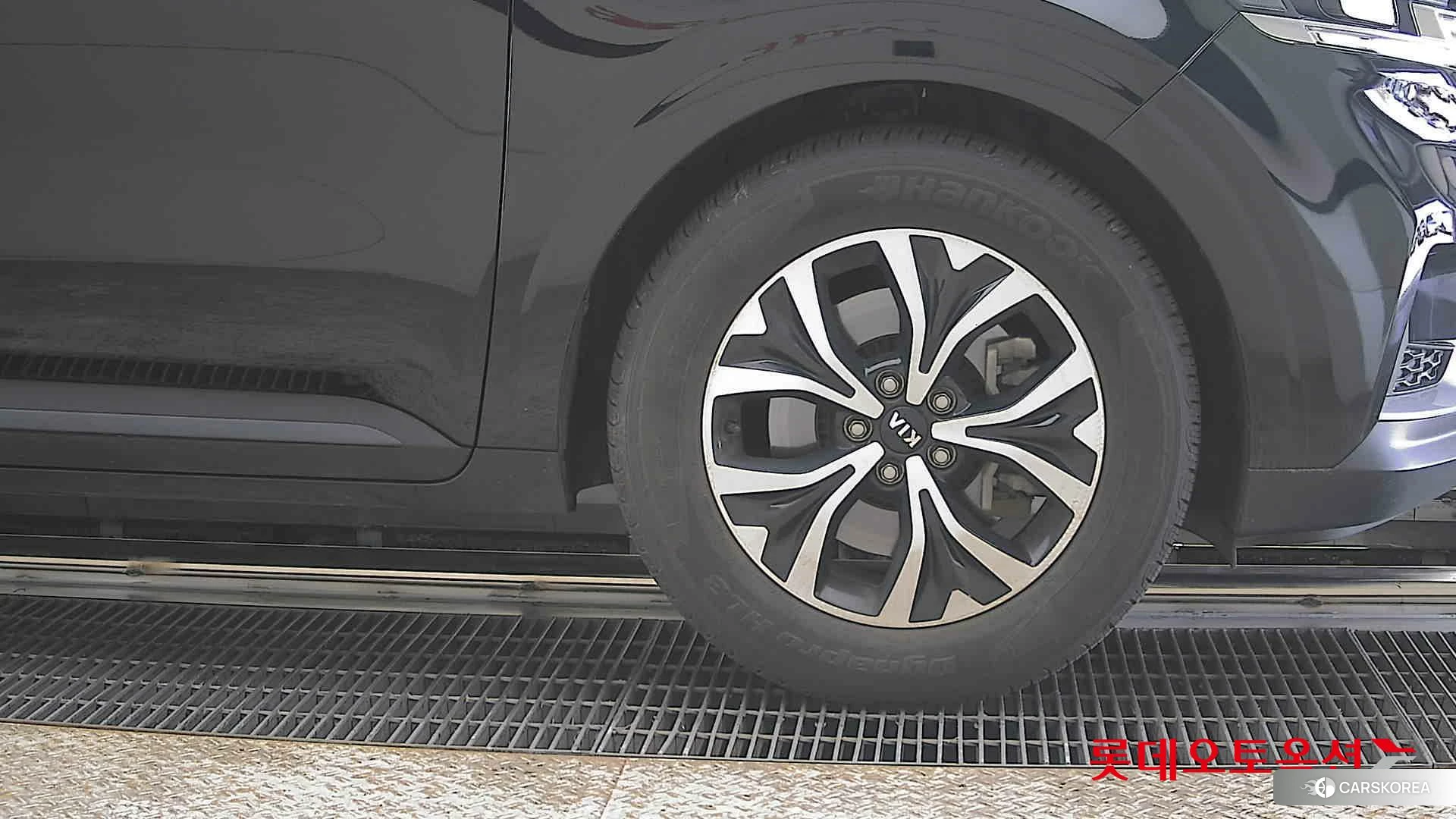 Kia Carnival id 3882133 из Кореи 15