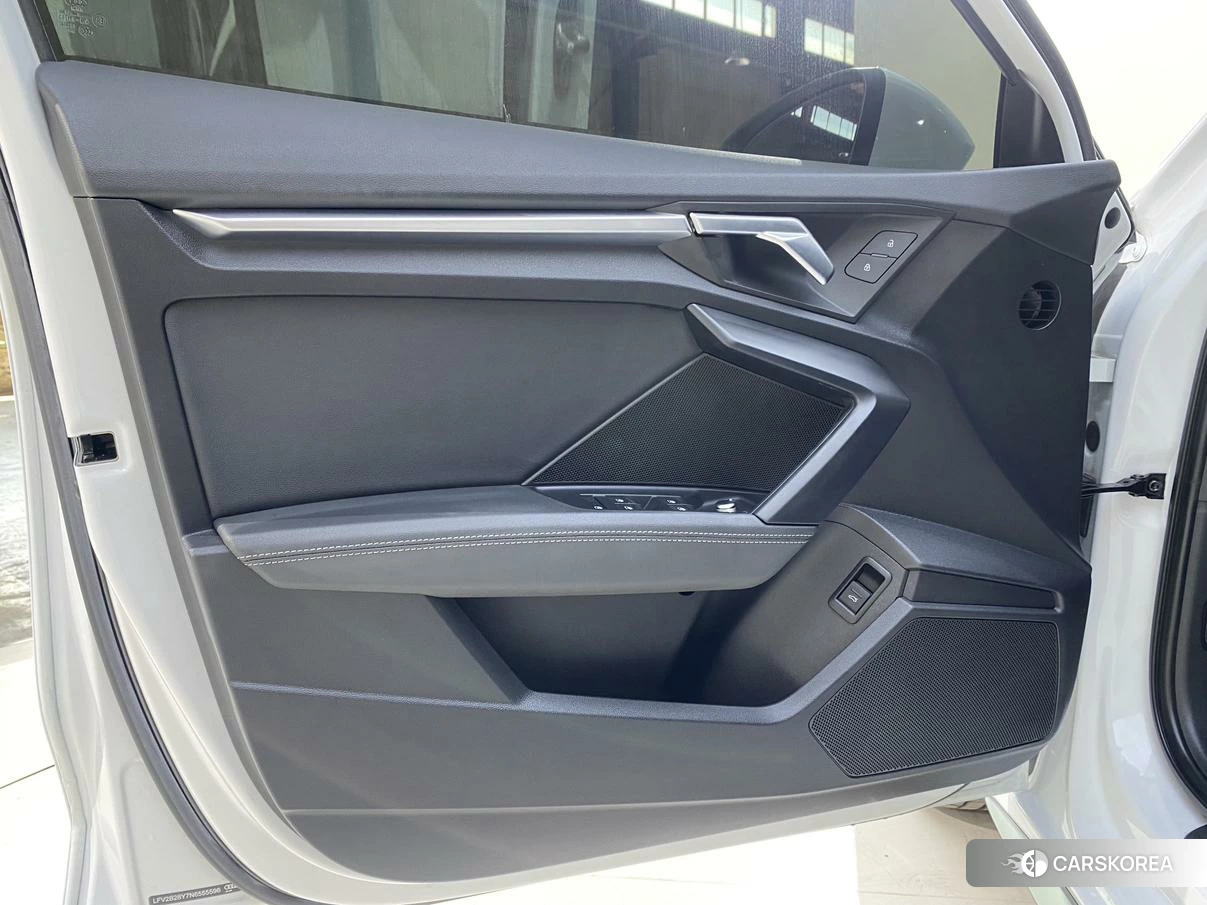Audi A3 id 4498837 из Китая 15