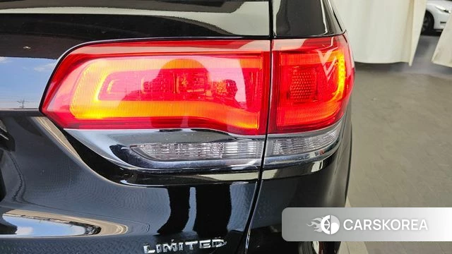 Jeep Grand Cherokee id 4447017 из Кореи 15