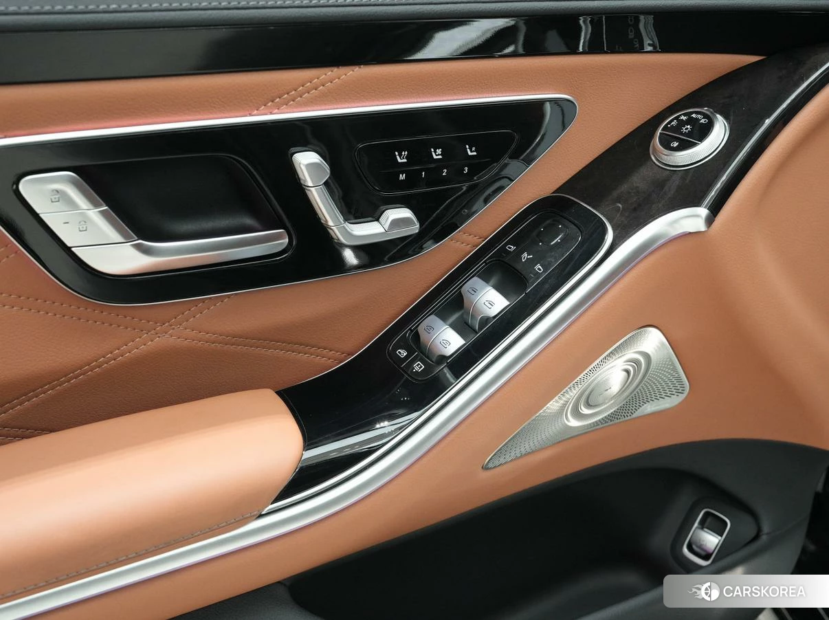 Mercedes-Benz Maybach S-class id 4419517 из Китая 15