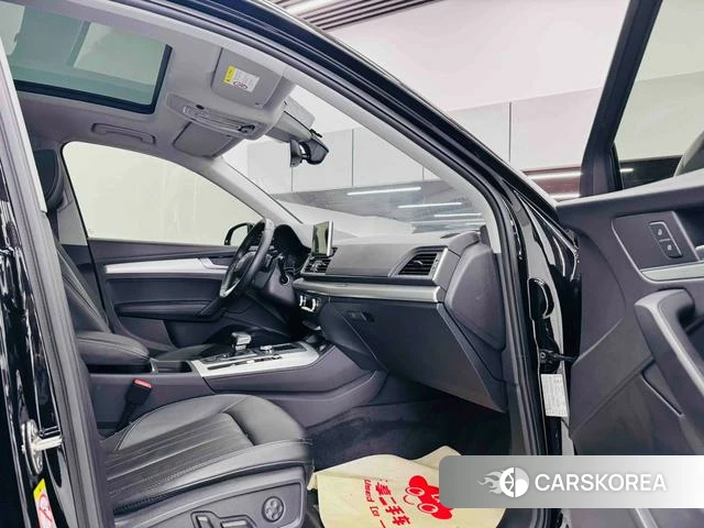Audi Q5L id 4276586 из Китая 15