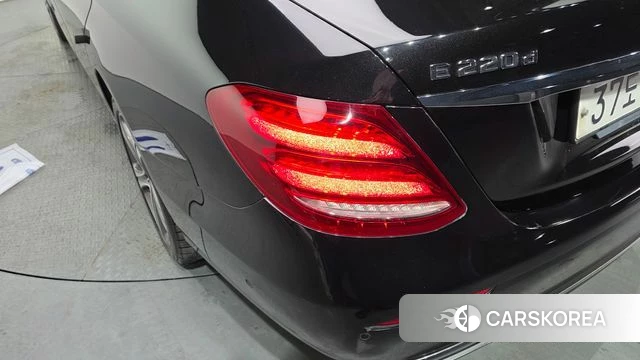 Mercedes-Benz E-Class W213 id 4245788 из Кореи 15
