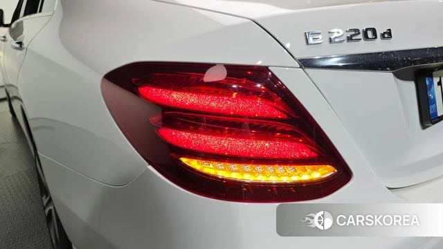 Mercedes-Benz E-Class W213 id 4900545 из Кореи 15