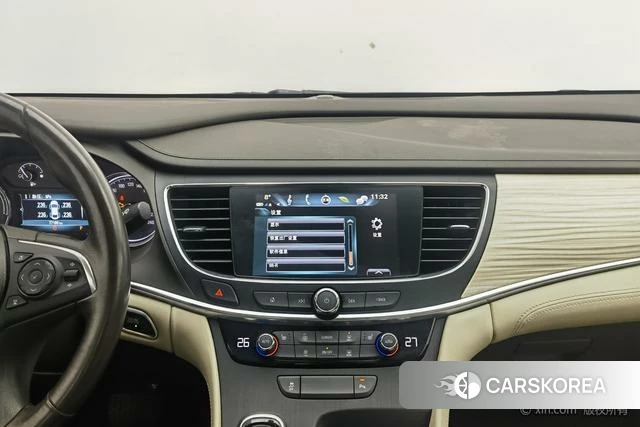 Buick Lacrosse id 4212334 из Китая 15