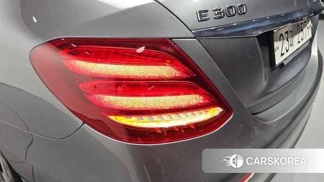 Mercedes-Benz E-Class W213 id 4417175 из Кореи 15