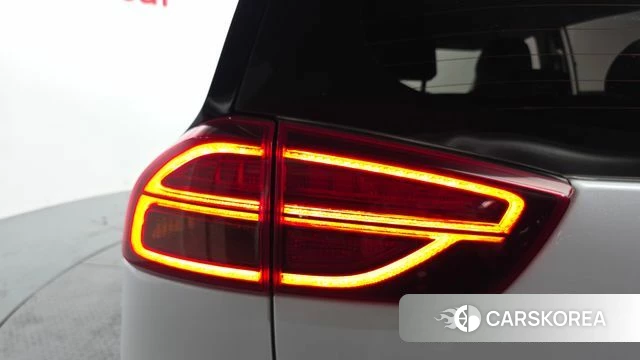 Kia Niro Plus id 4665935 из Кореи 15