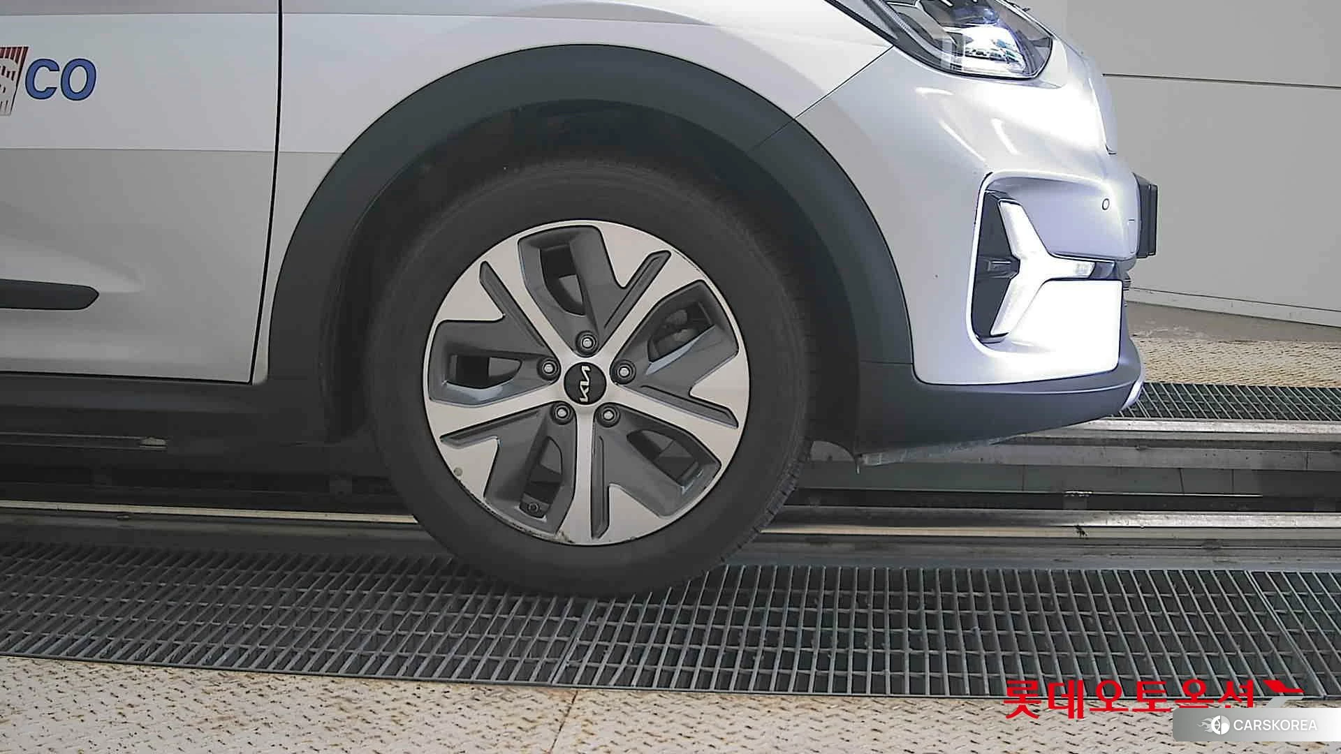 Kia Niro Plus id 4669073 из Кореи 15