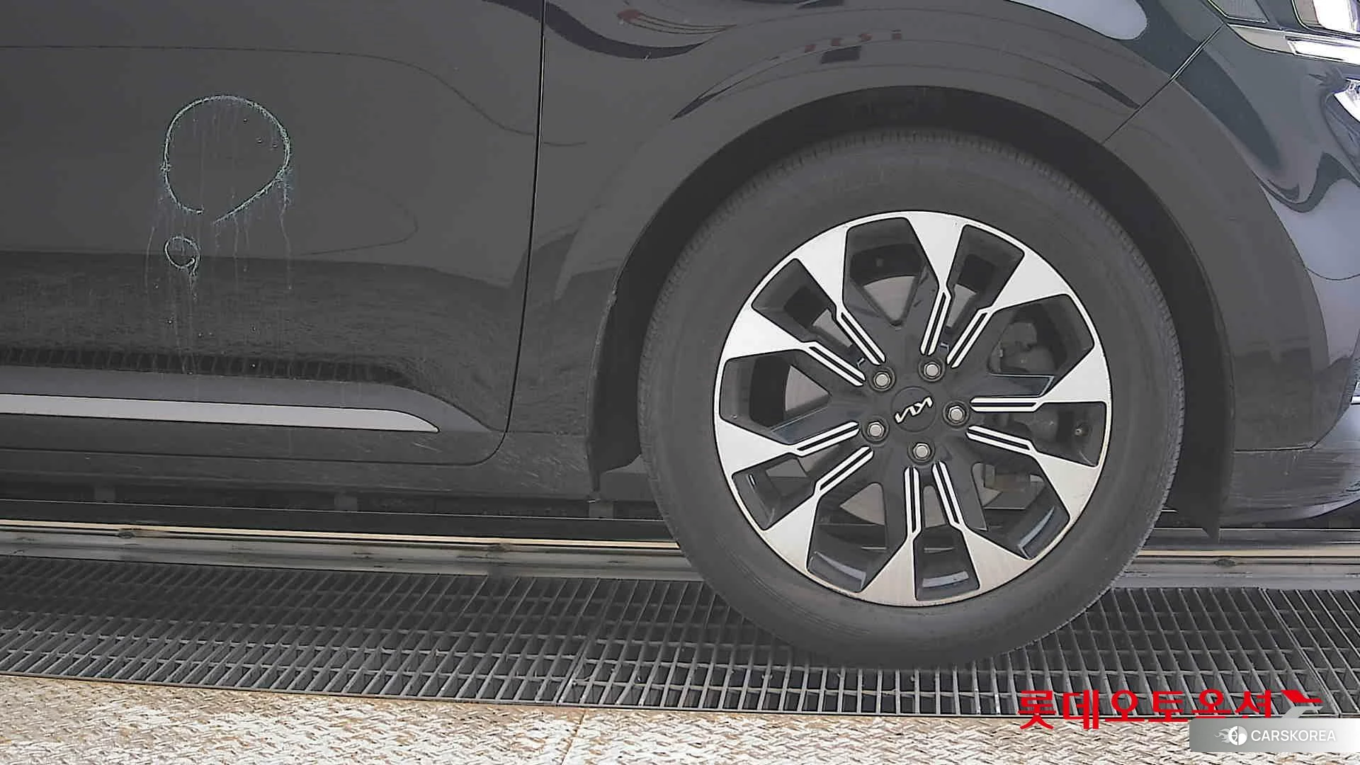 Kia Carnival id 3888430 из Кореи 15