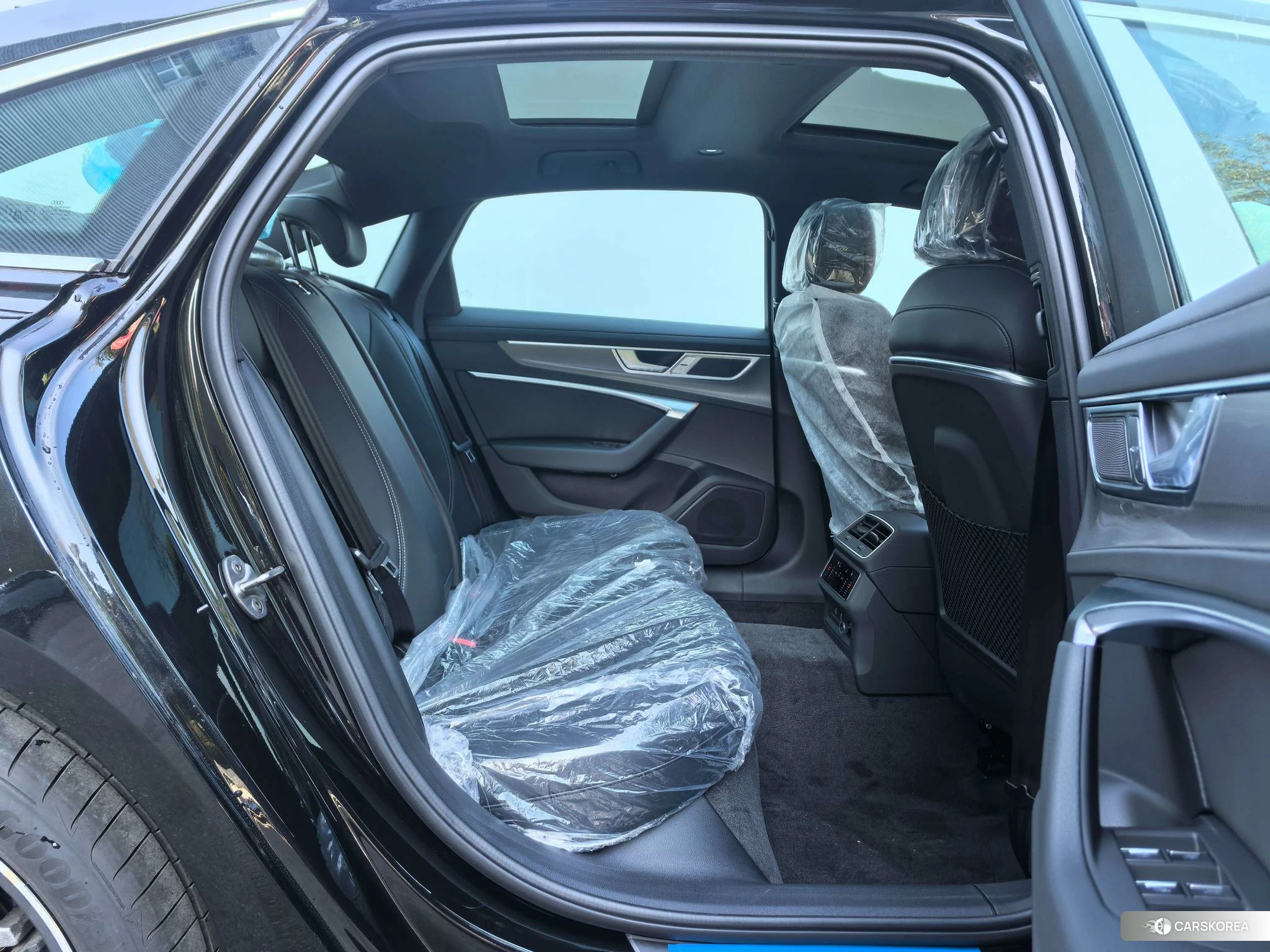 Audi A6L id 4440888 из Китая 15